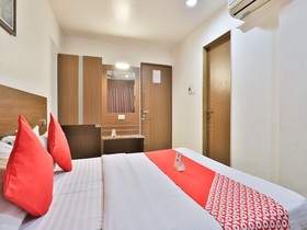 OYO 13562 G K Convention Hall