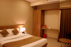 Samasth Rooms And Suites