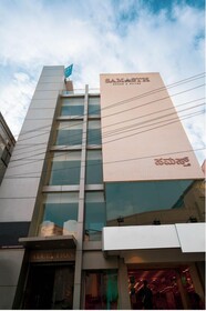 Samasth Rooms And Suites By Ygh
