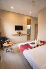 Samasth Rooms And Suites By Ygh