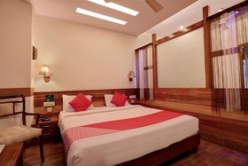 Shree Guru Residency