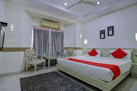 Shree Guru Residency