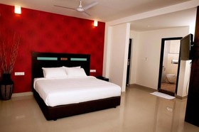 Collection O 50126 Hotel Sk Elegance