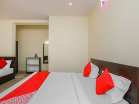 Surabhi Comforts by OYO Rooms