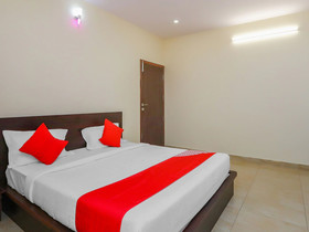 Surabhi Comforts by OYO Rooms