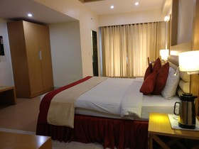 Hotel MB International Palace Side