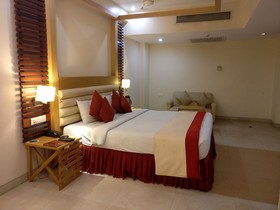 Hotel MB International Palace Side