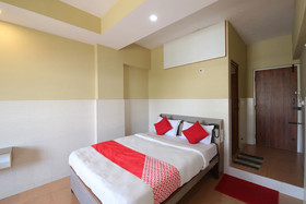 Varadashree Comforts By OYO Rooms