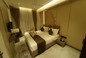 Yuvraj Le Royale