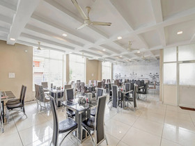 Slv Royal Inn By OYO Rooms