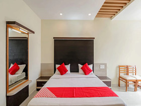 Slv Royal Inn By OYO Rooms