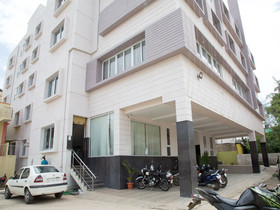 Sri Nidhi Hotel by OYO
