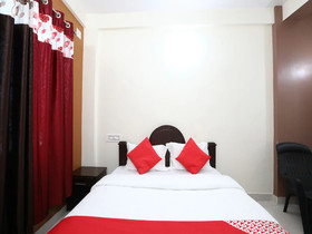 OYO 27782 Hosamane Lodge