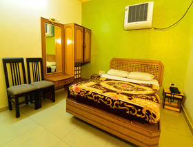 Hotel Ashlesh