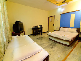 Hotel Ashlesh