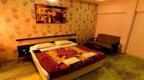 Hotel Ashlesh
