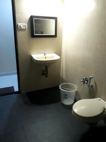 Hotel Ashlesh