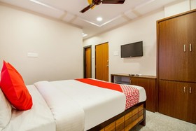 Nakshatra Suites And Function Hall by OYO Rooms