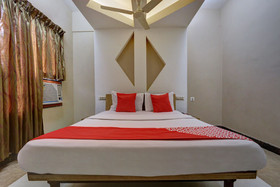 Shambhavi Hotels By OYO Rooms