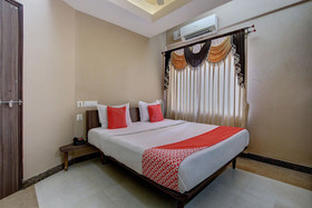 Shambhavi Hotels By OYO Rooms