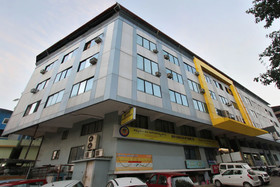 Shambhavi Hotels By OYO Rooms