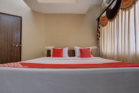 Shambhavi Hotels By OYO Rooms