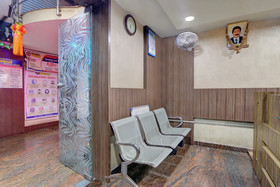 Shambhavi Hotels By OYO Rooms
