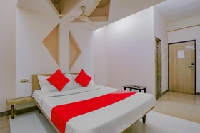 Shambhavi Residency by OYO Rooms