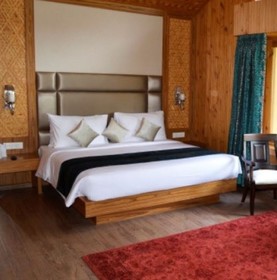 Kolahoi Green Heights Gulmarg