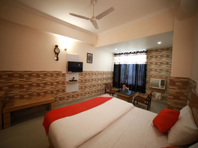 Corporate Villa by OYO Rooms