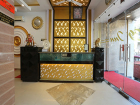 Hotel Log-Inn by OYO Rooms