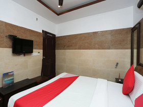 Hotel Log-Inn by OYO Rooms