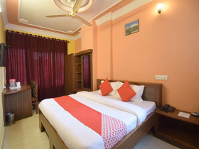 Hotel Novelty By OYO Rooms