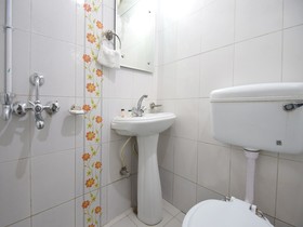 Hotel Novelty By OYO Rooms