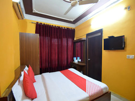 Hotel Novelty By OYO Rooms