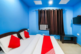 Hotel Zeenat by OYO Rooms