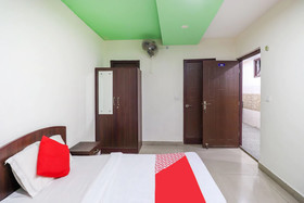 Hotel Zeenat by OYO Rooms