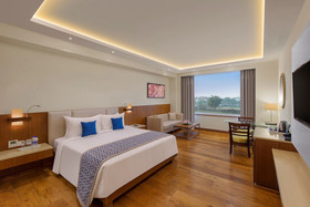 Viraj Sarovar Portico