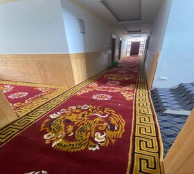 Dee Grand Marq Hotel