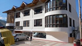 Hotel The White Castle