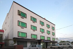 Hotel Reddison Square by OYO Rooms