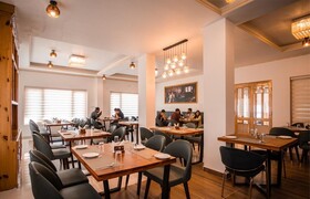 Crown Himalaya Hotel