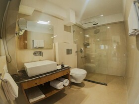 Crown Himalaya Hotel