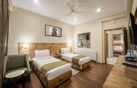 Crown Himalaya Hotel