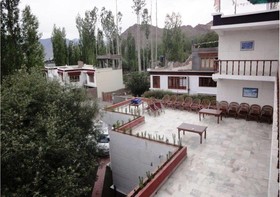 Holiday Ladakh