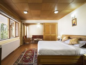 Hotel Caravan Centre