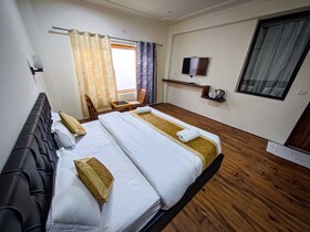 Hotel Hill Top Heaven