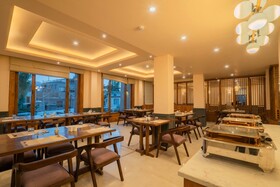 Hotel Zimskhang Villa