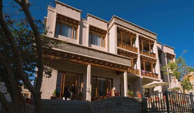 Hotel Zimskhang Villa
