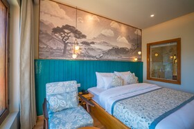 Hotel Zimskhang Villa